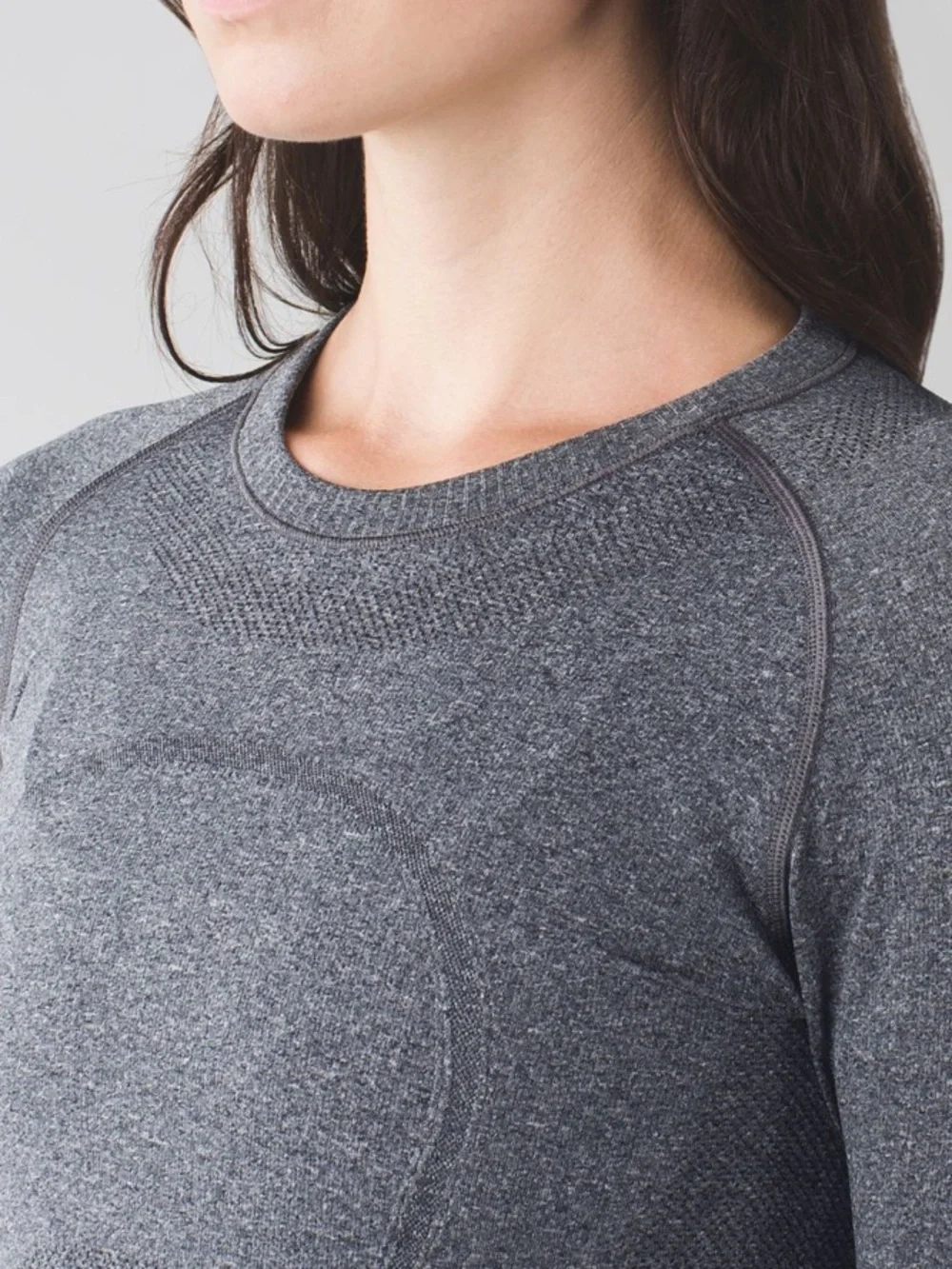 Lululemon Swiftly Tech Long-Sleeve Shirt Waist Length in Heathered Black Size 8